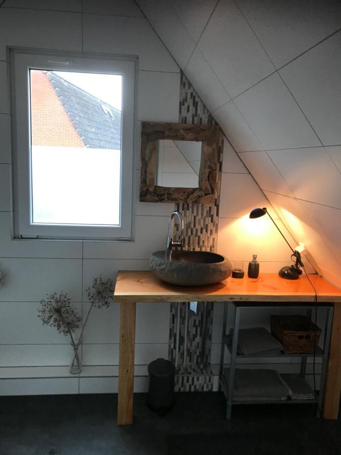 Bed and Breakfast T' Hogeland Ainrom Eenrum Экстерьер фото